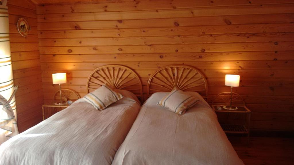Postel nebo postele na pokoji v ubytování Finca La Piedra Holidays