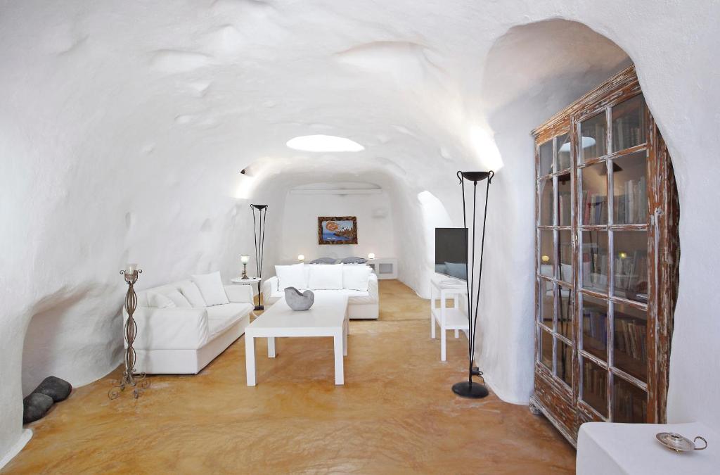 Aghios Artemios Traditional Houses - 15