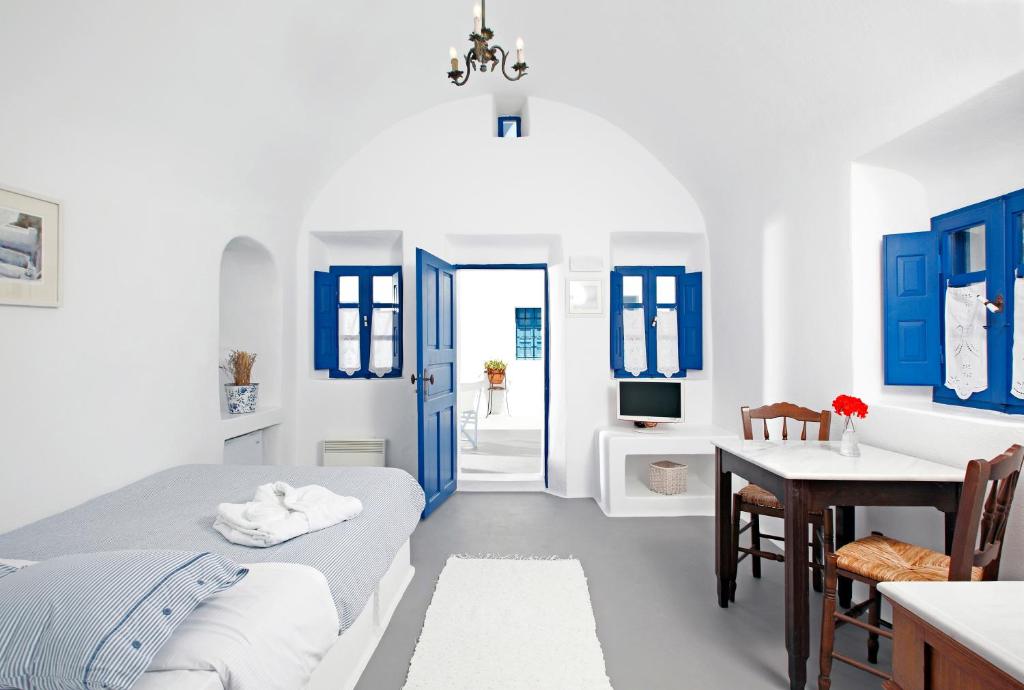 Aghios Artemios Traditional Houses - 2