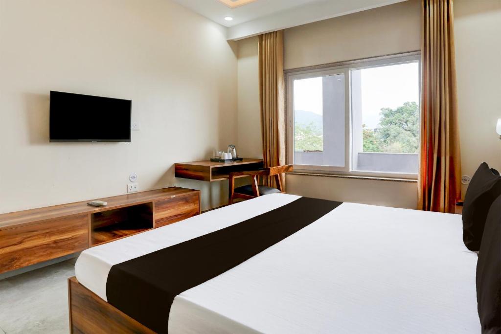 Μια τηλεόραση ή/και κέντρο ψυχαγωγίας στο Hotel O Nandi