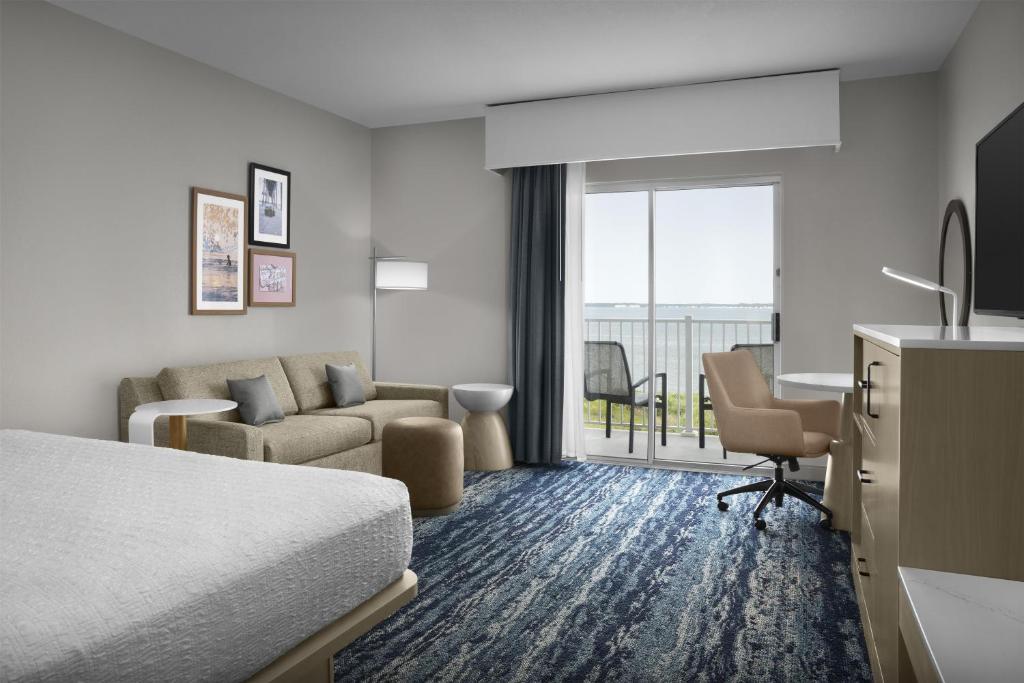 Hampton Inn & Suites Ocean City Bayfront-Convention Center photo