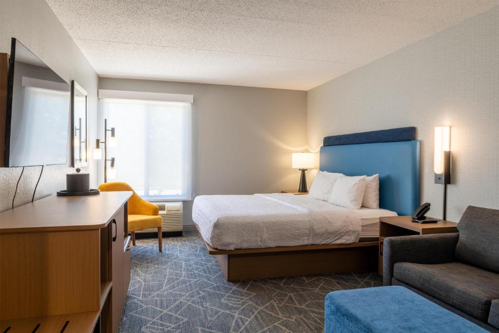 Hampton Inn Portsmouth Central photo