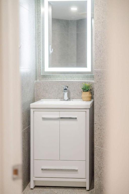 Olympia Hotel by Lodgo - Resim 8