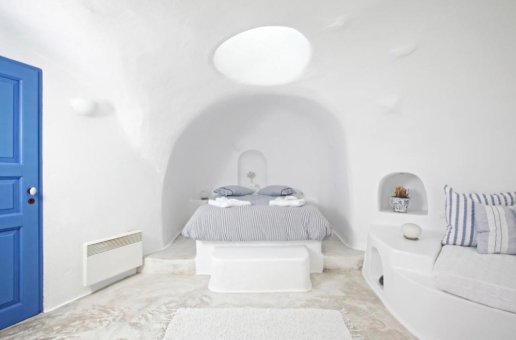 Aghios Artemios Traditional Houses - 12