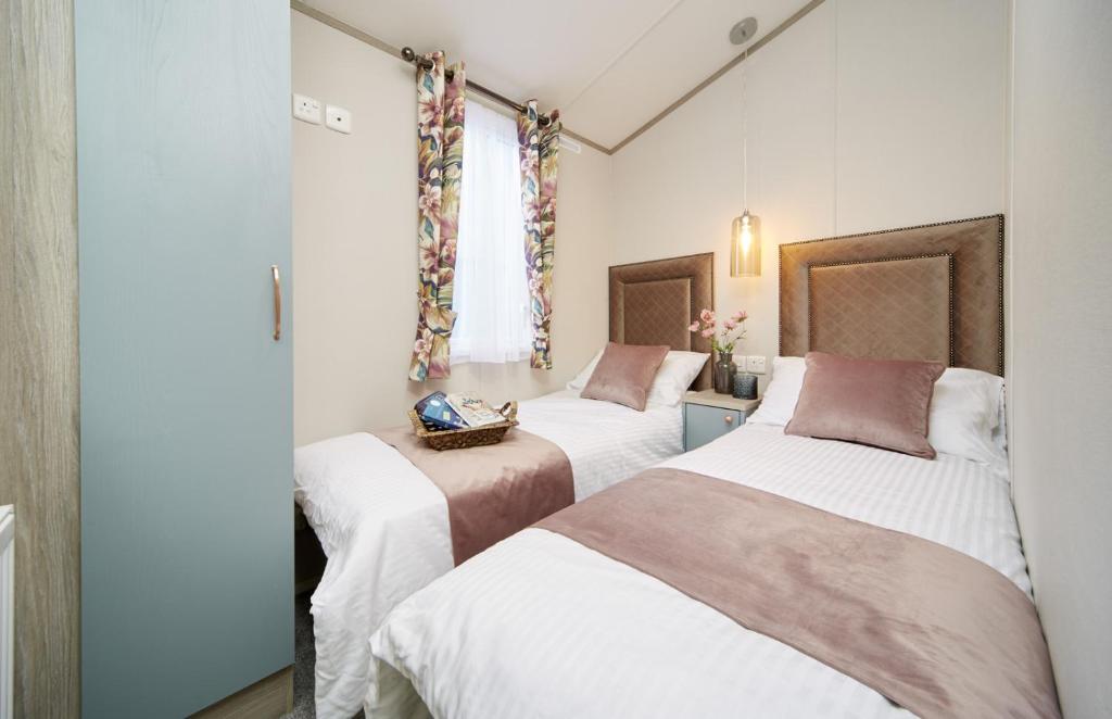 Wooda Farm Holidays - 