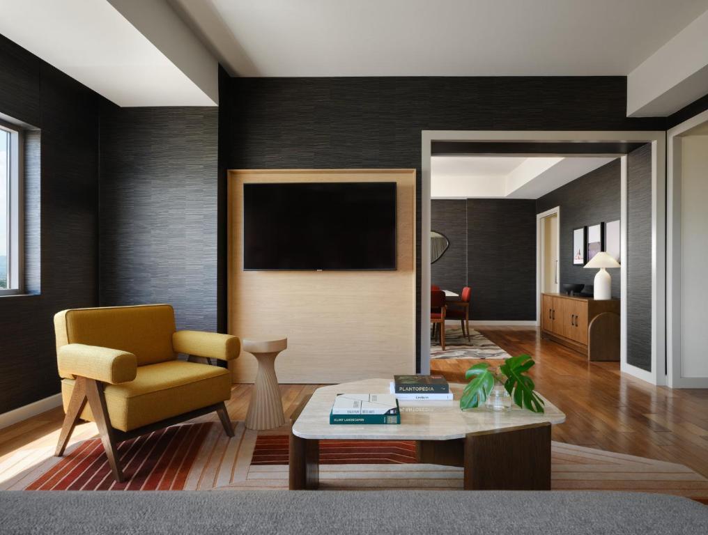 Kimpton Hotel Palomar Phoenix Cityscape, an IHG Hotel - 