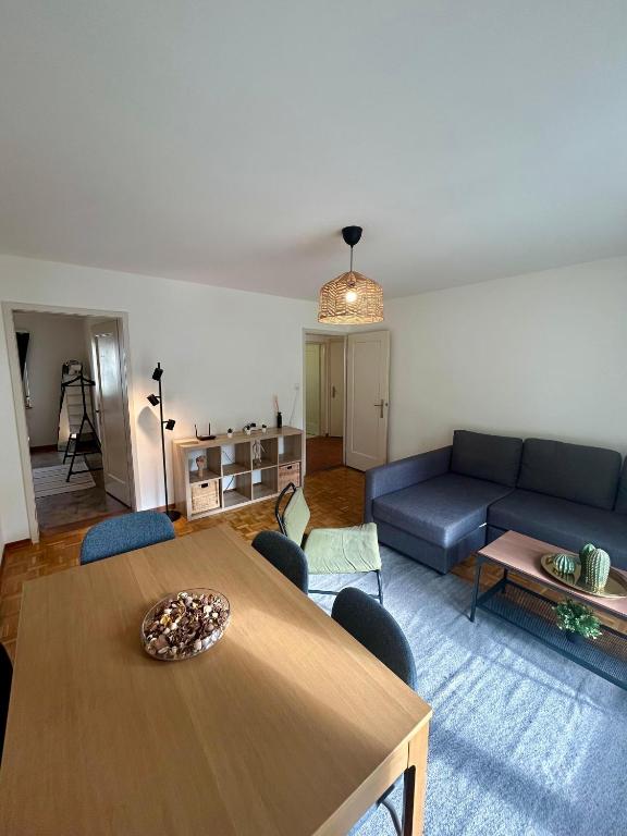 Basic 3BR Flat with Balcony in Zurich - Resim 35