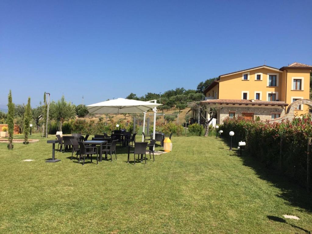 Vonkajšia záhrada v ubytovaní Casale degli Ulivi Resort
