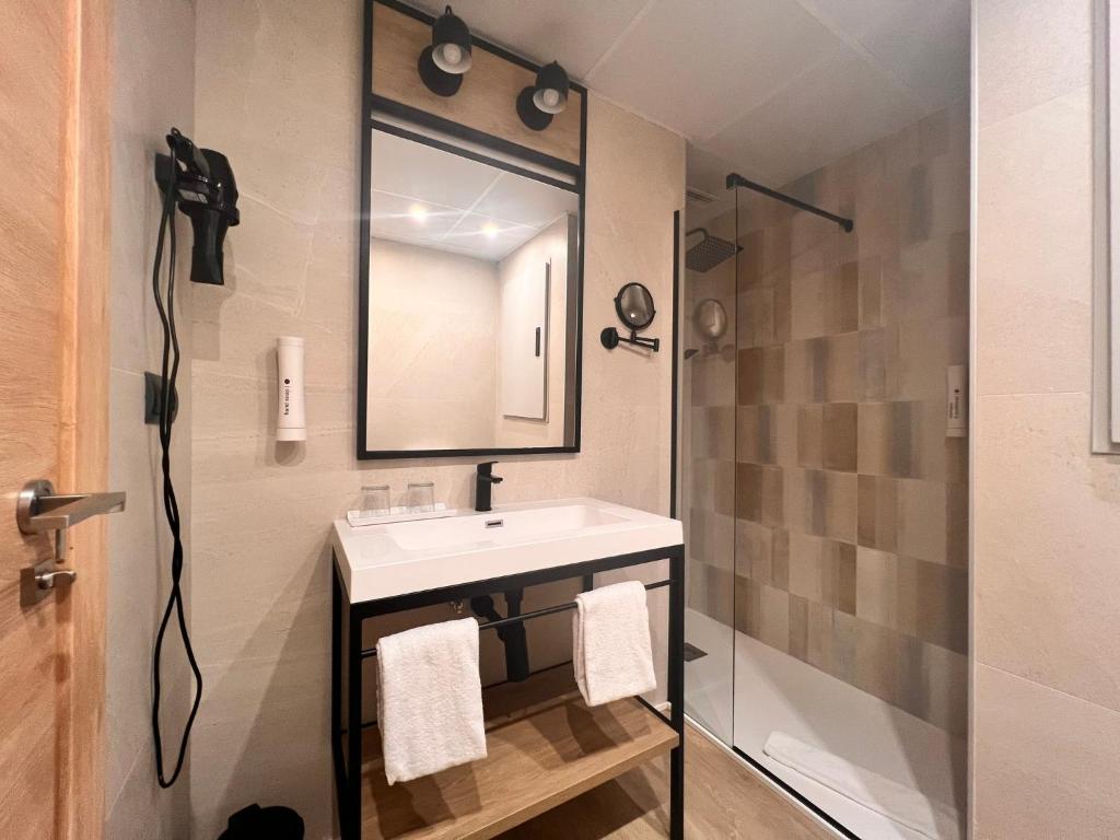 
Superior Double or Twin Room with City View
