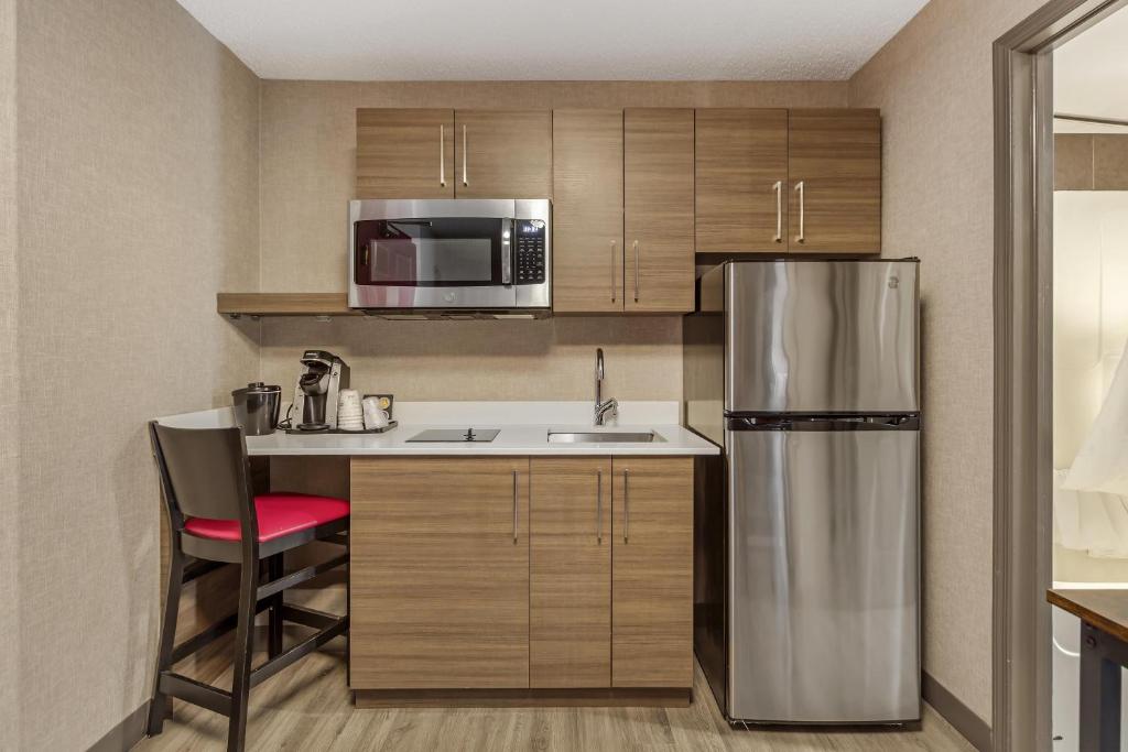 Best Western Plus West Edmonton - Resim 17