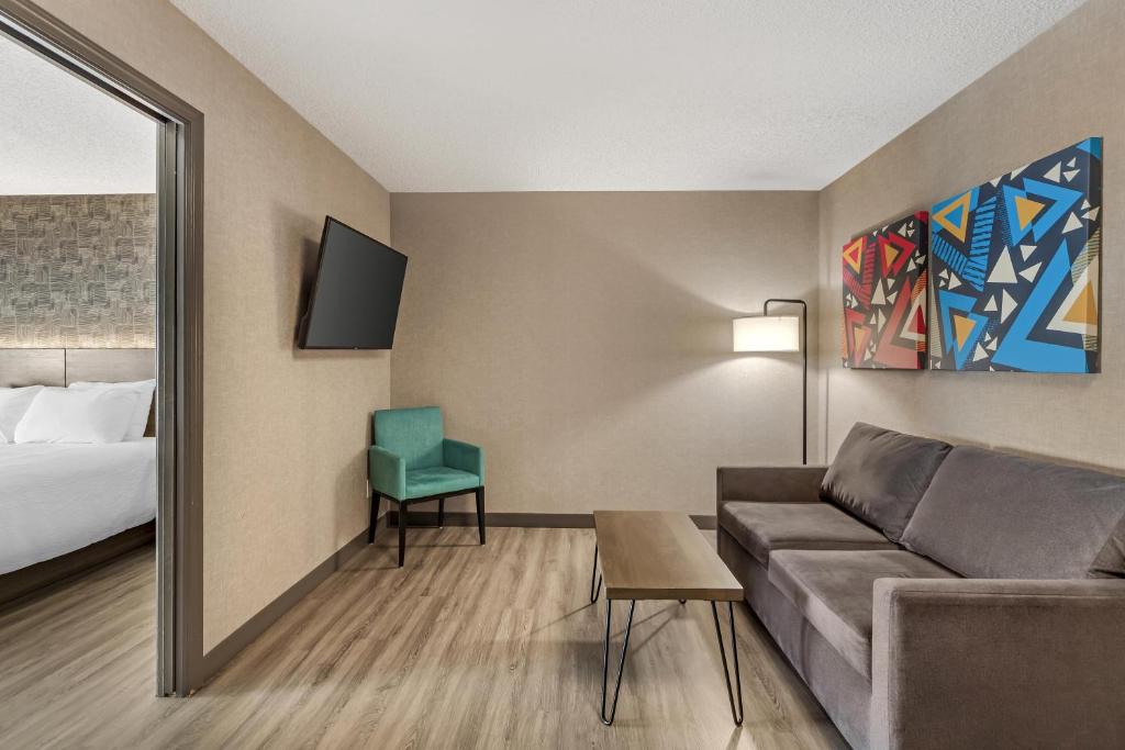 Best Western Plus West Edmonton - Resim 30