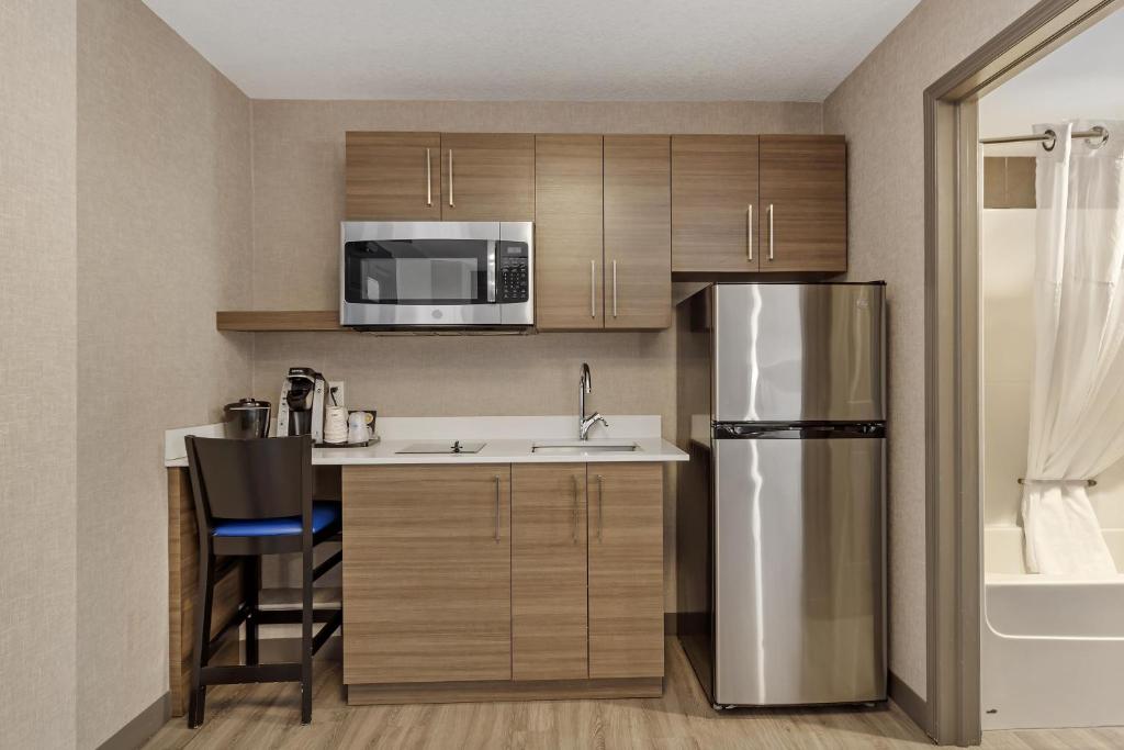 Best Western Plus West Edmonton - Resim 39