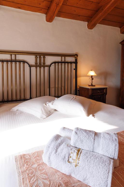 Lithos Stone Suites - 3