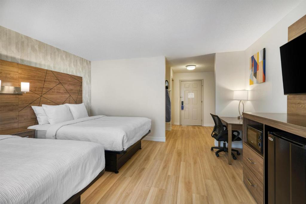 Baldwin Inn & Suites, SureStay Collection by Best Western - Habitación Con Dos Camas Queen - No Fumadores