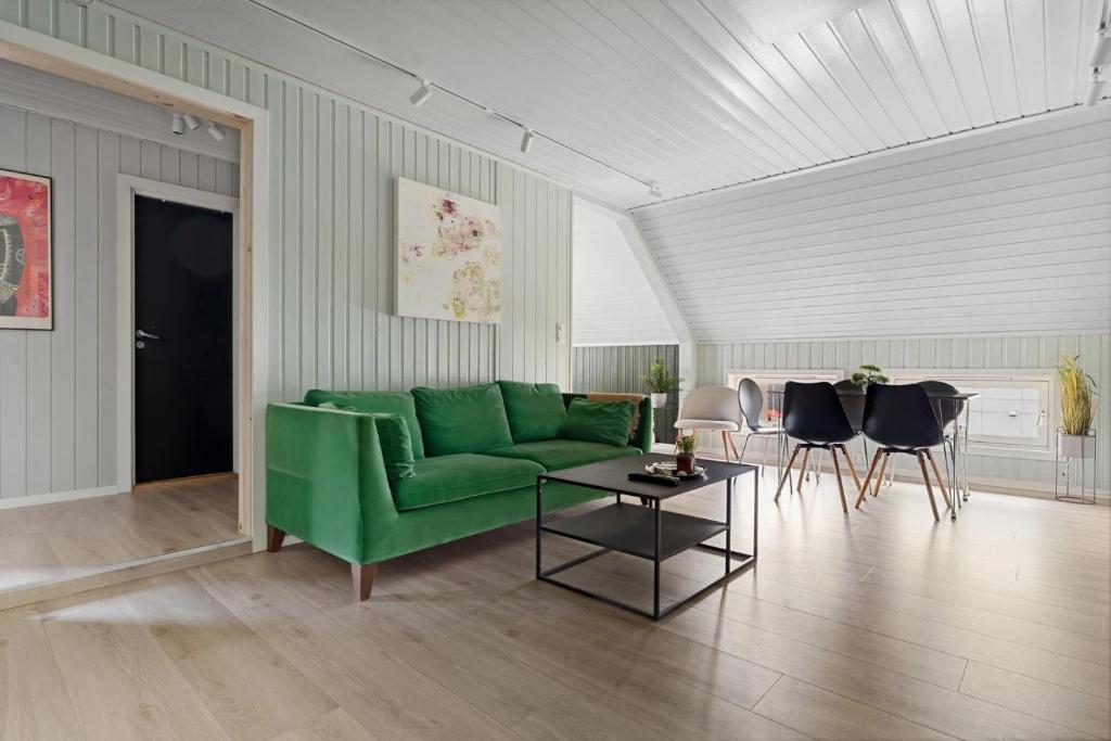 Et opholdsområde på Urban and stylish apartment in city centre