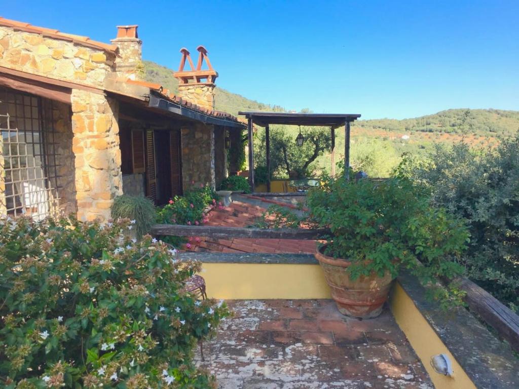 Zahrada ubytování Tuscan Elegance by the Sea