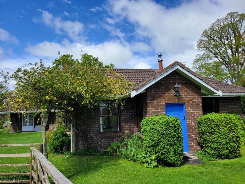 O grădină în afara Bay of Islands Crossroads Homestay B&B