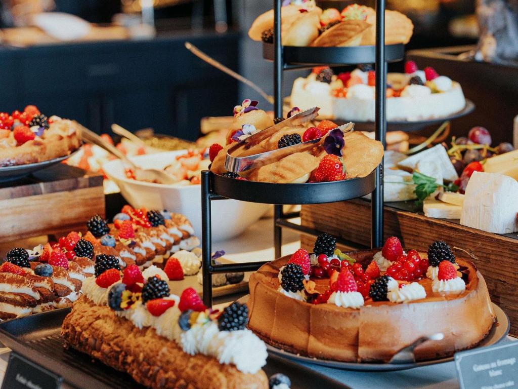 Pullman Paris Tour Eiffel - Resim 25