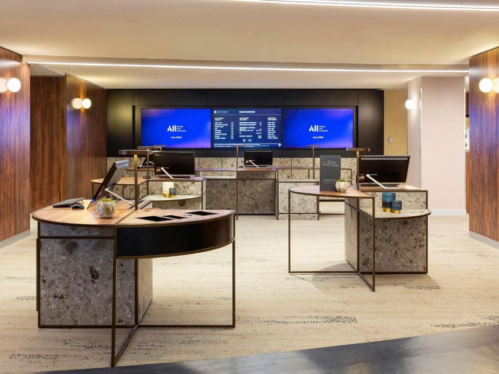 Pullman Paris Montparnasse photo