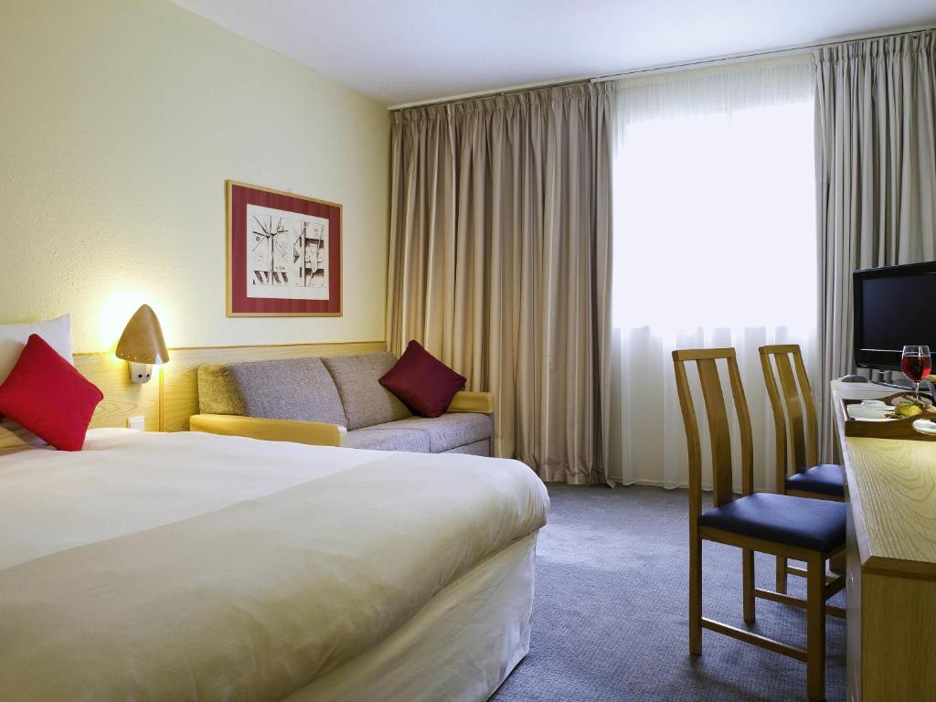 Novotel Manchester West - 