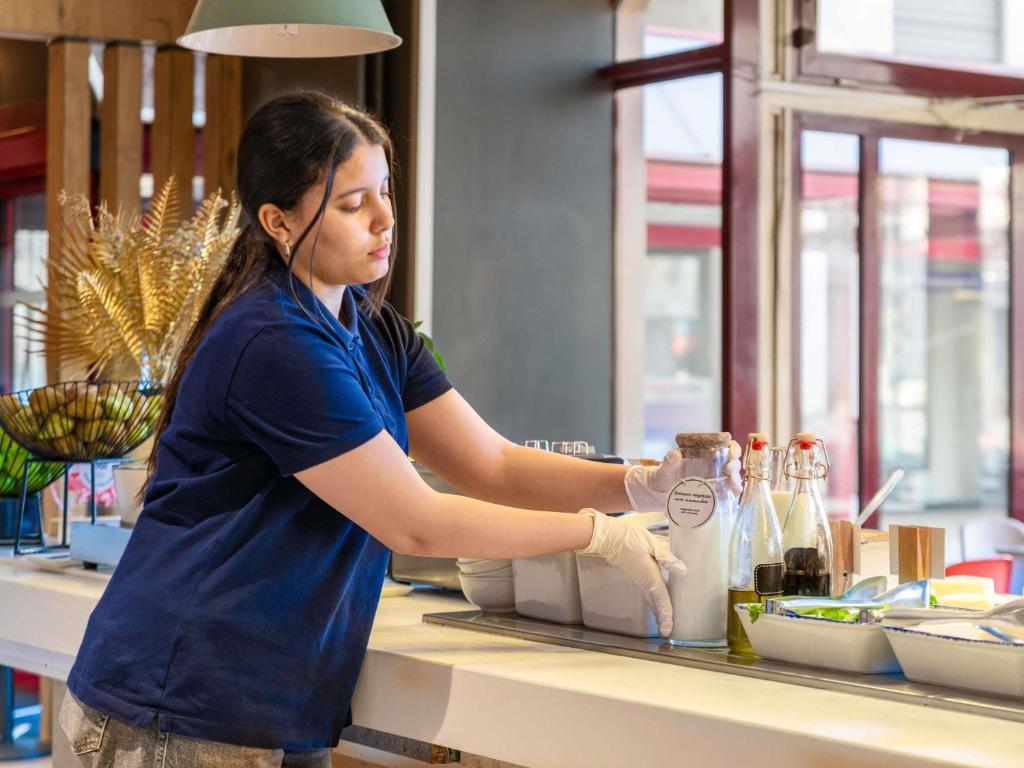 ibis Lyon Part Dieu Les Halles - Resim 27