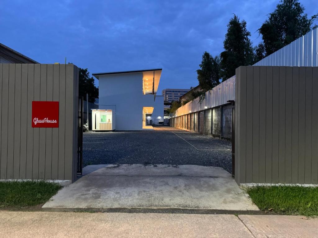 GlassHouse - Resim 10