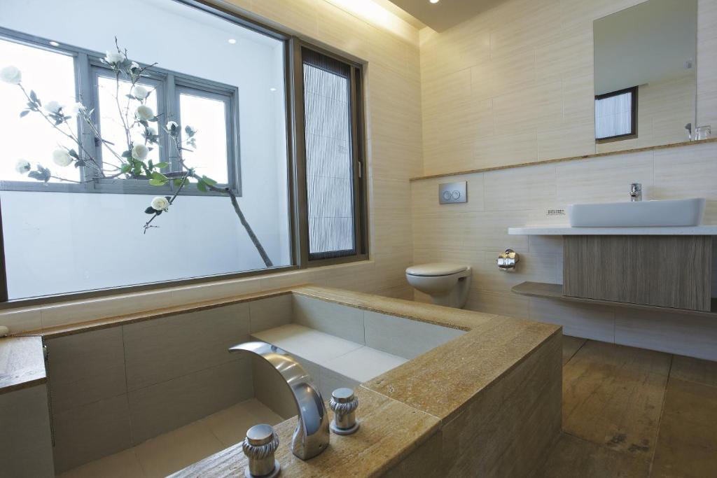 Koupelna v ubytování Micasa Hotel