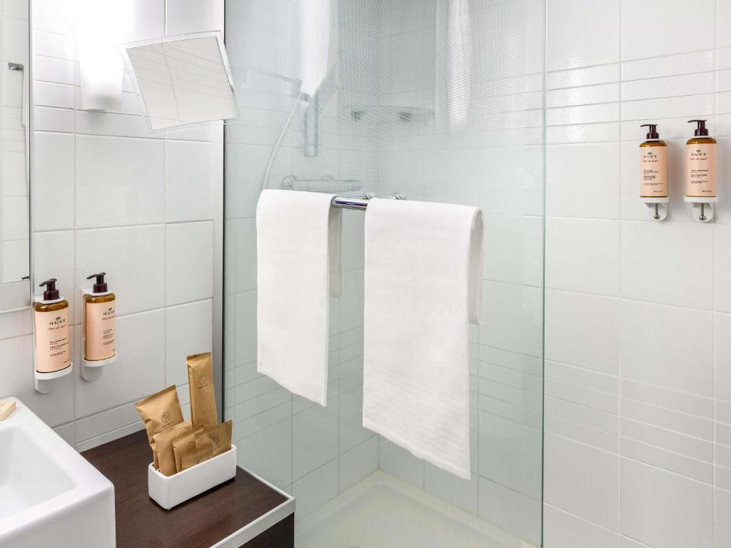 Mercure Napoli Centro Angioino - Resim 31