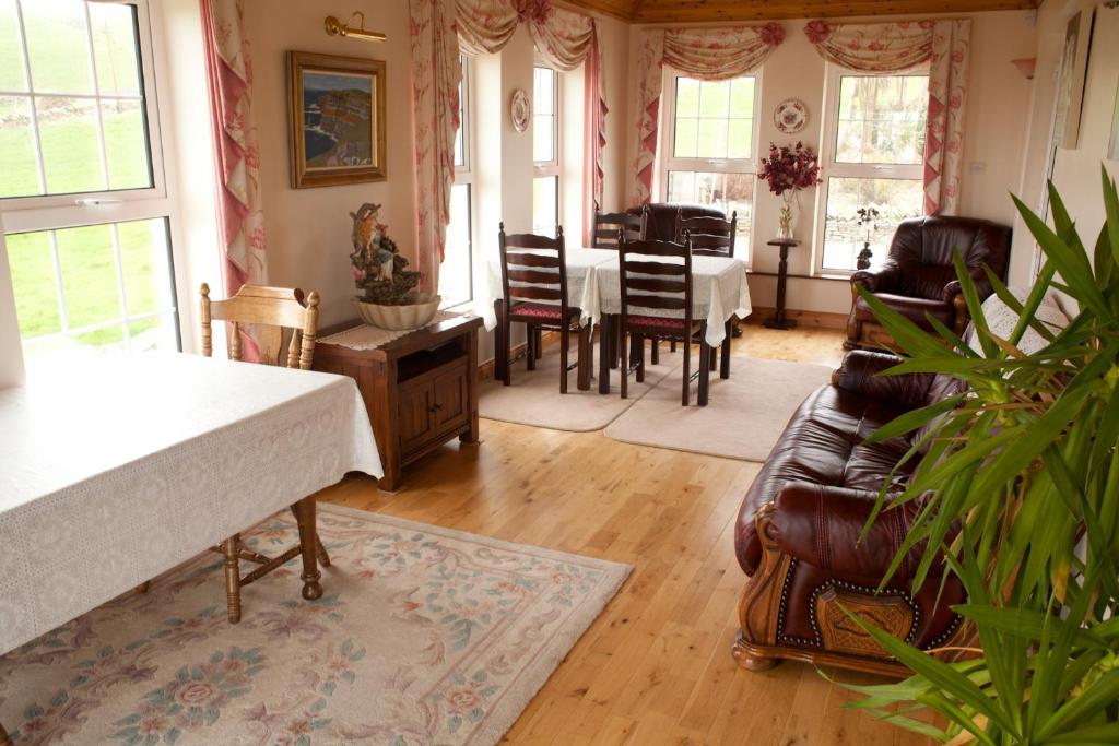 Posezení v ubytování Atlantic View B&B