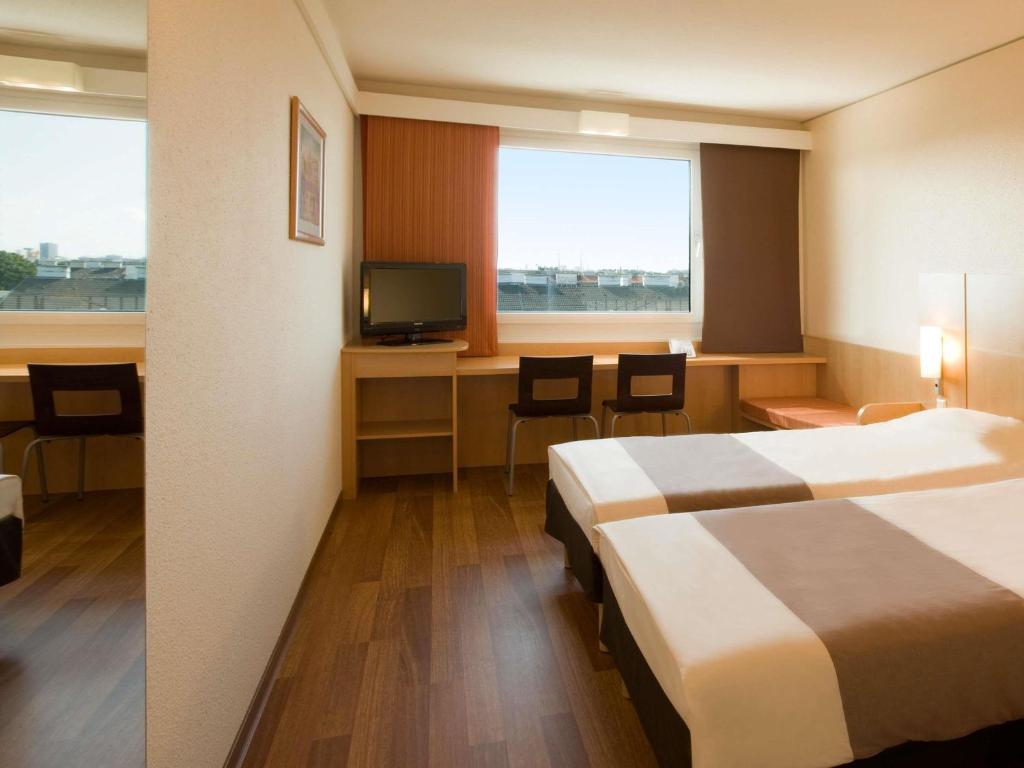 Ibis Wien Messe - Resim 24