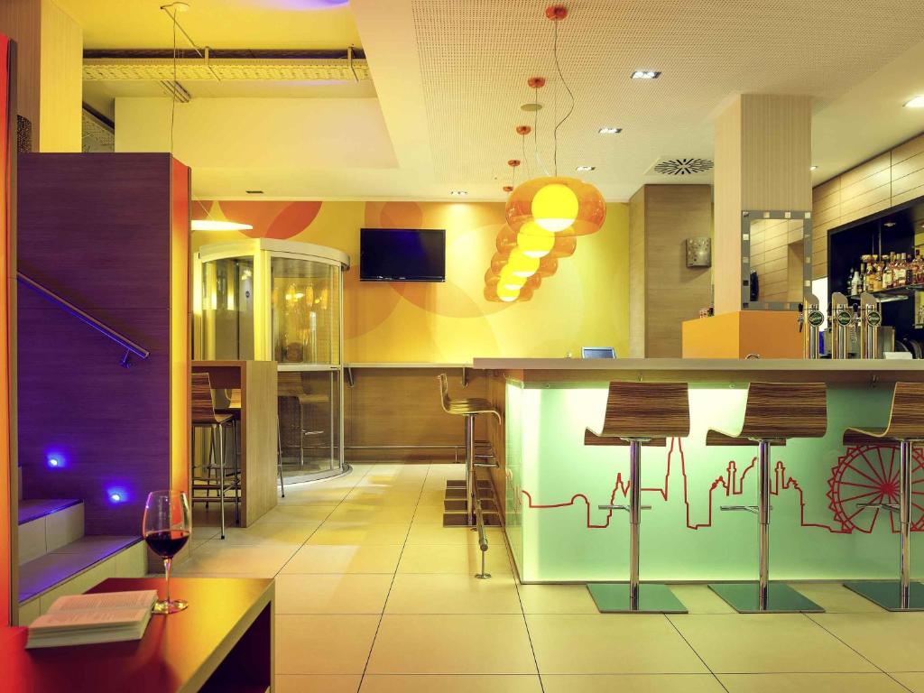 Ibis Wien Messe - Resim 35