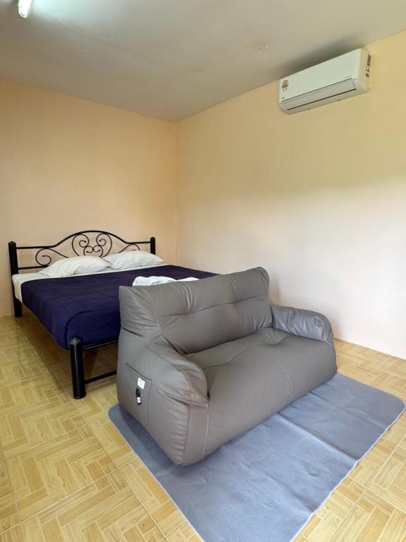 Posezení v ubytování Mood Resotel Kamala