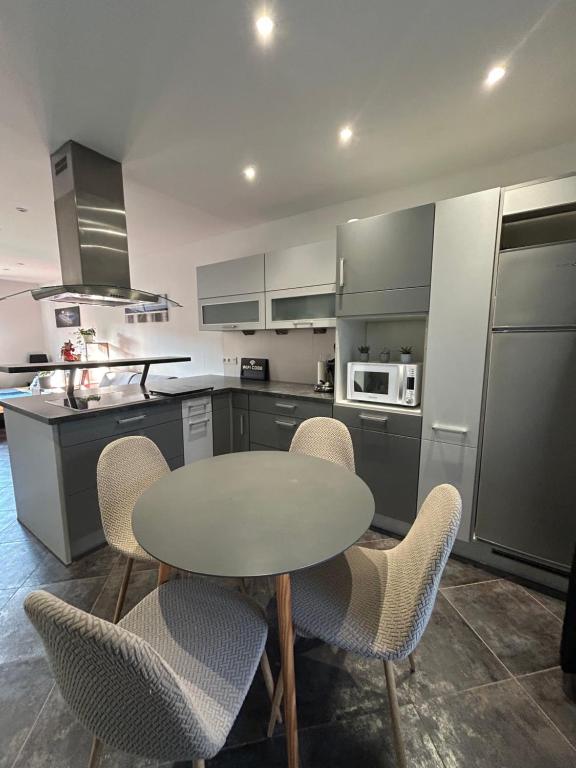 Colmar joli petit appartement – photo 4