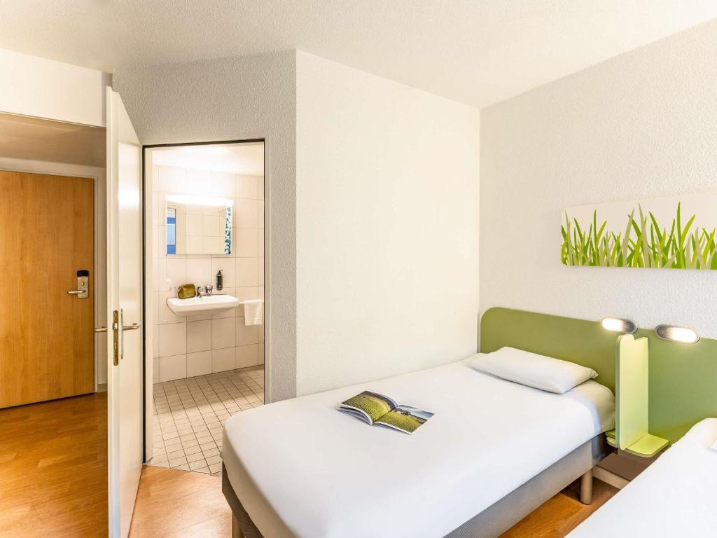 ibis budget Zurich City West - Resim 13