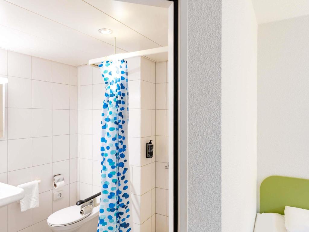 ibis budget Zurich City West - Resim 21