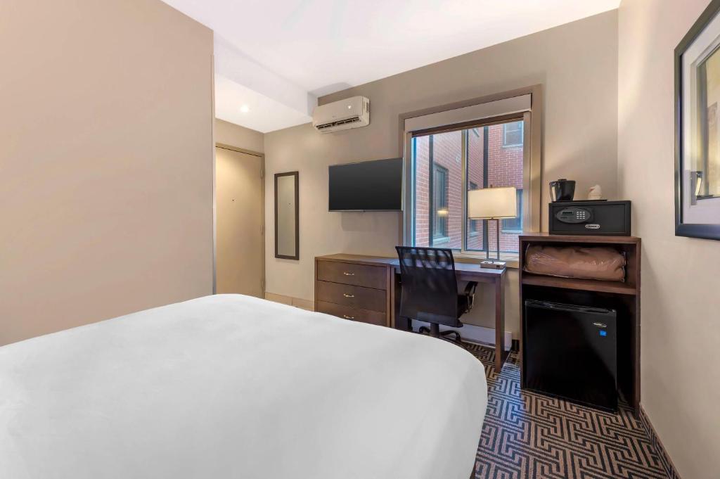 Quality Inn Centre-Ville - Resim 20