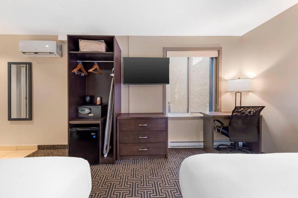 Quality Inn Centre-Ville - Resim 31