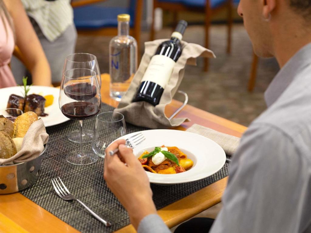 Novotel Torino Corso Giulio Cesare - Resim 37