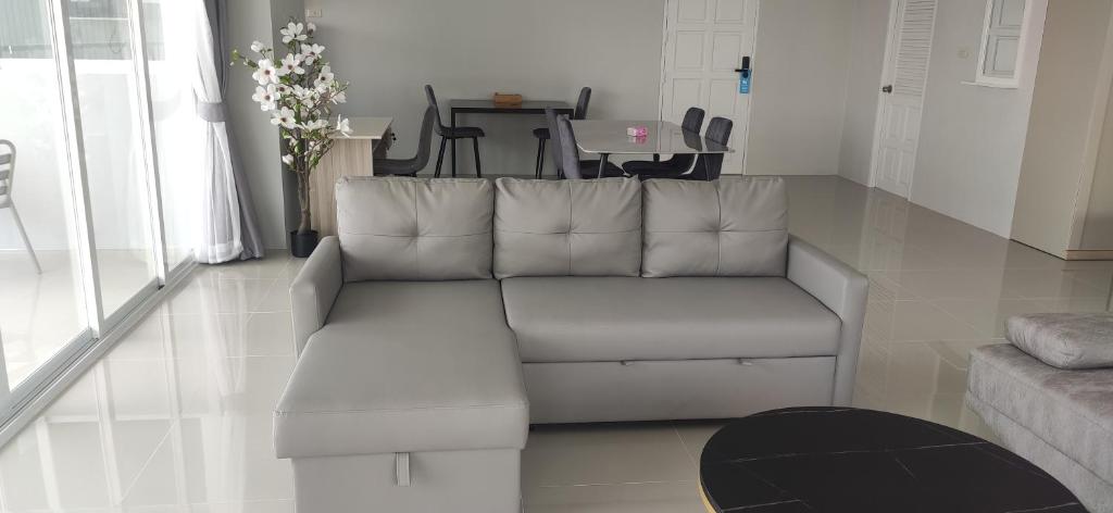 Pattaya Beach View Talay 6 by AEGEAN Suite Condo - Resim 27