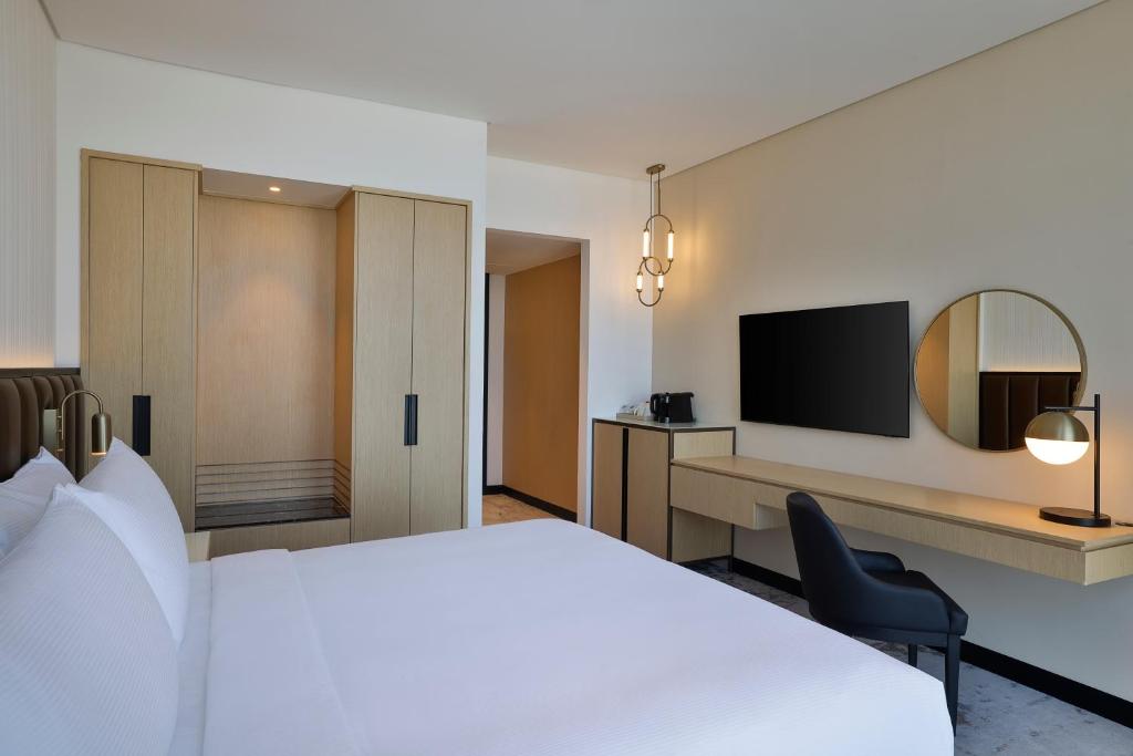 DOUBLETREE BY HILTON MADINAH GATE