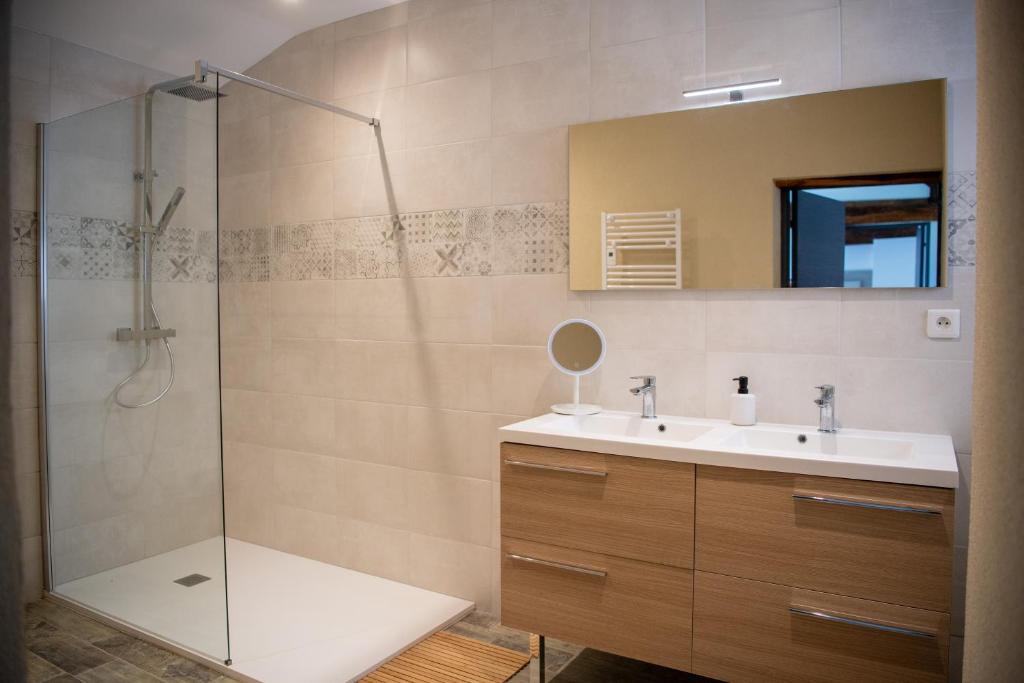 Domaine des jardins de la Saône - Appartement - Begane Grond