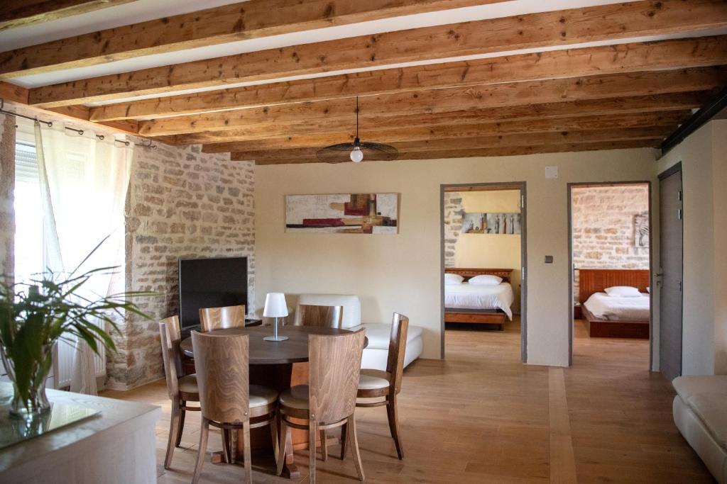 Domaine des jardins de la Saône - Suite Met Uitzicht Op De Rivier