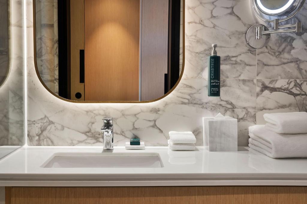 DOUBLETREE BY HILTON MADINAH GATE
