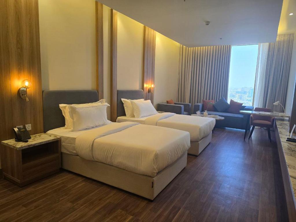 جناح مفردة مع بإطلالة WITH TWO BEDS AND PANORAMIC - NON
