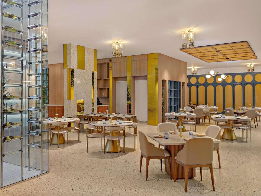 Novotel Abu Dhabi Al Bustan - Resim 6