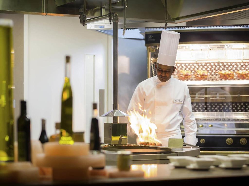 Novotel Abu Dhabi Al Bustan - Resim 32