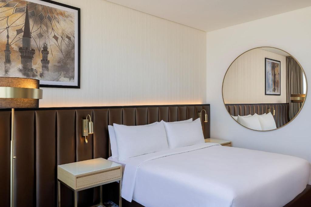 DOUBLETREE BY HILTON MADINAH GATE