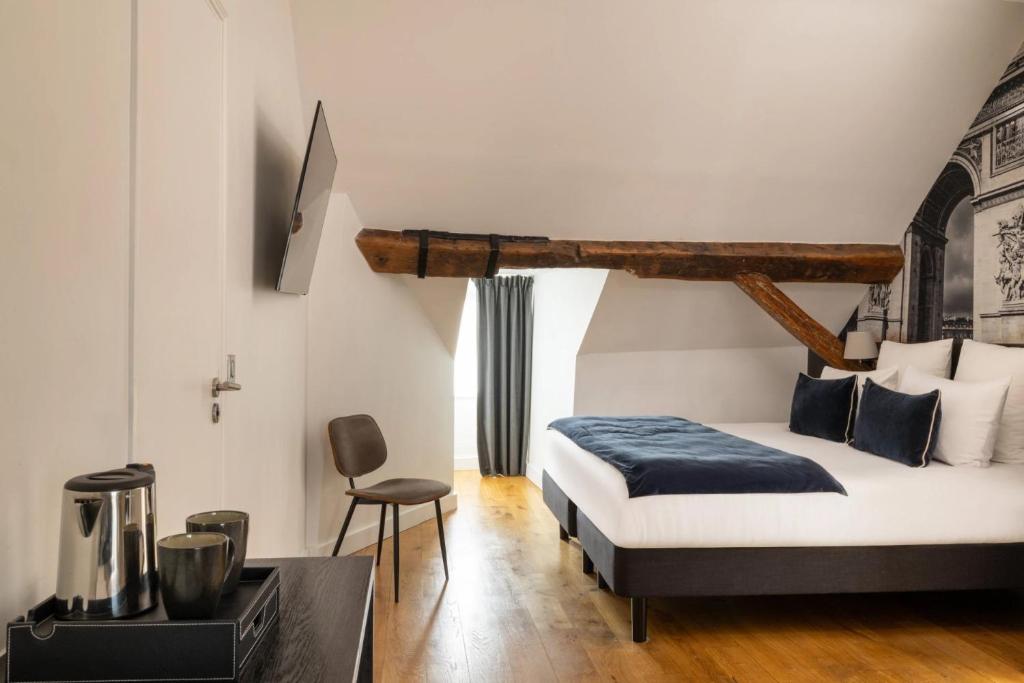 Midnight Hôtel Paris - Resim 24