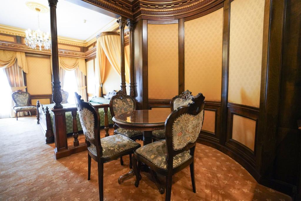 Hotel Casa Capsa - Resim 41