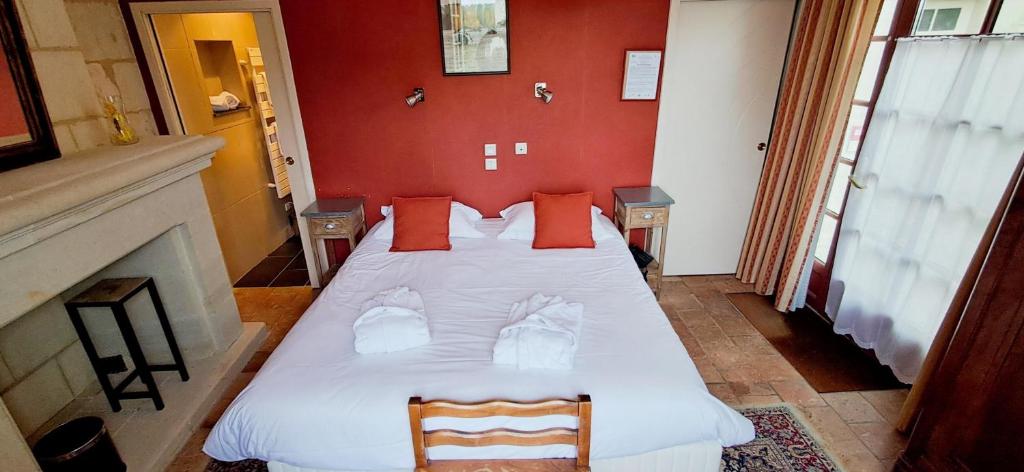 Logis Hôtel Le Bussy - Comfort Double Or Twin Room